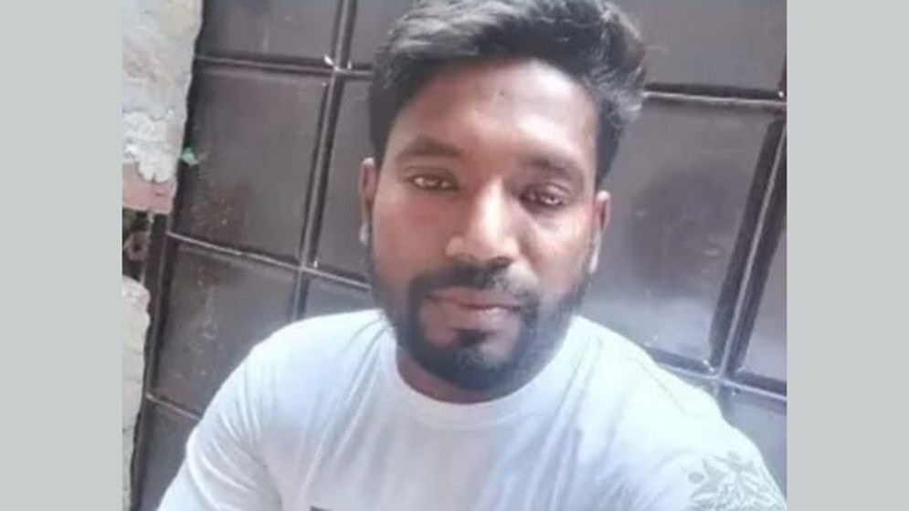 সাপের কামড়ের পর ওঝার ঝাড়ফুঁক, প্রাণ গেল ব্যবসায়ীর