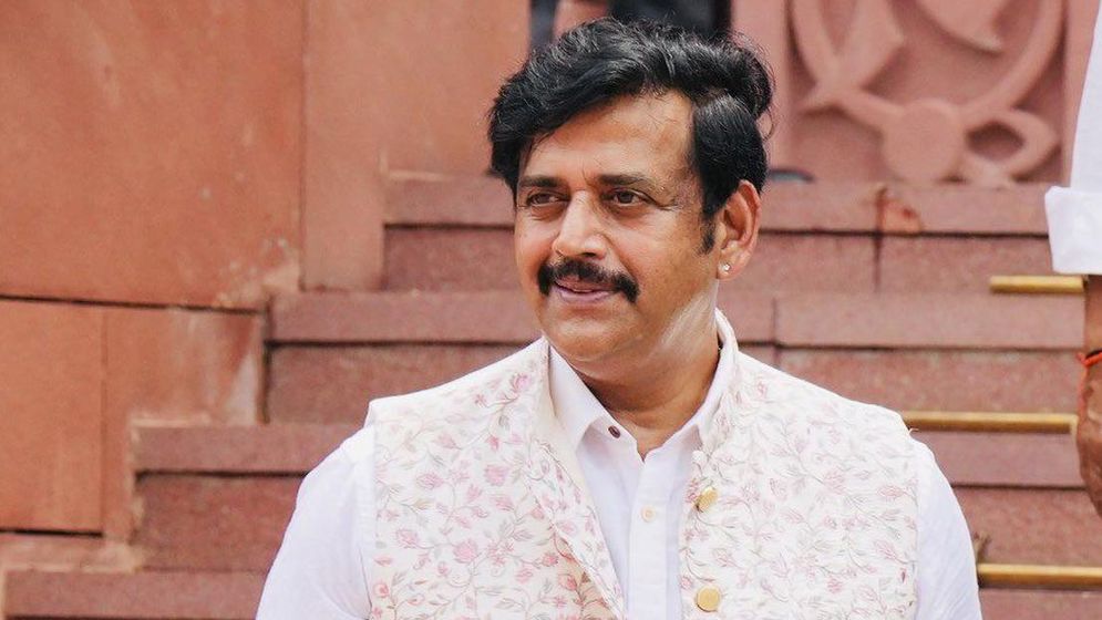 বাবার মারধর সইতে না পেরে ৫০০ রুপি পকেটে ঘর ছাড়েন রবি কিষাণ, এরপর যা হলো…