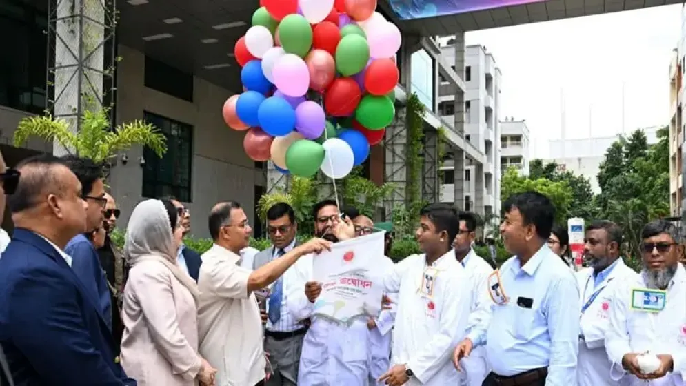 চিকিৎসকদের ওপর বিশ্বাস না থাকলে রোগীদের বিদেশমুখিতা বন্ধ হবে না