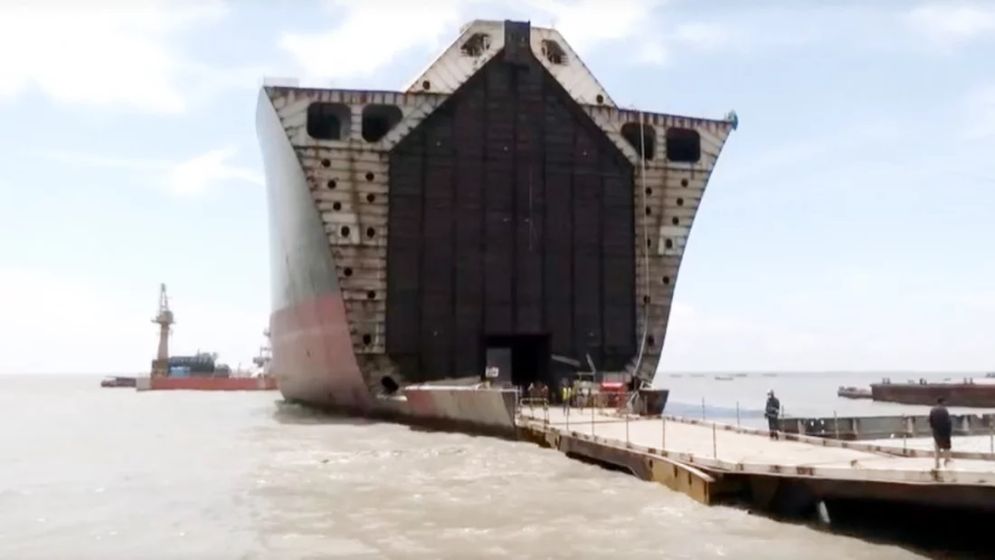 সীতাকুণ্ডে জাহাজে ৯ জনের মৃত্যুর আসল কারণ জানা গেল