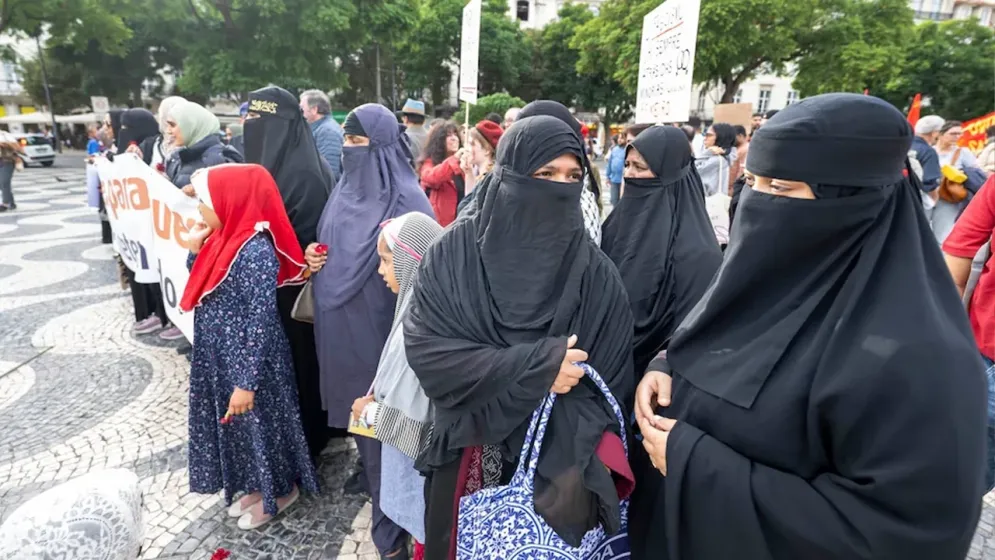 প্রকাশ্যে বোরকা নিষিদ্ধ করল পর্তুগাল, নতুন আইন জারি