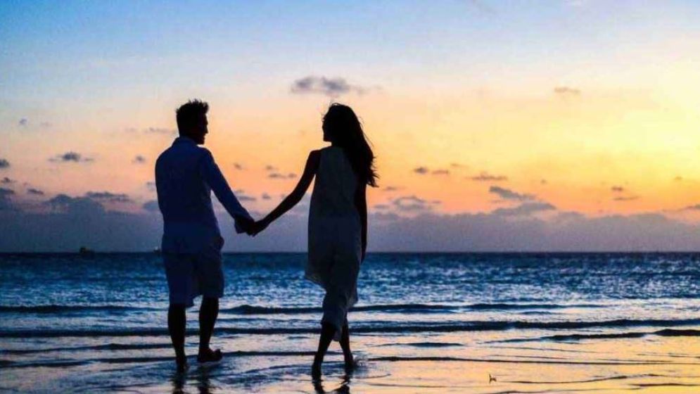 স্বামী-স্ত্রীর মধ্যে বয়সের পার্থক্য কত হওয়া উচিত? কীবলছে গবেষণা