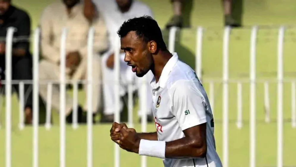 অস্ট্রেলিয়াকে কাঁপিয়ে শরীফুলের নতুন ইতিহাস