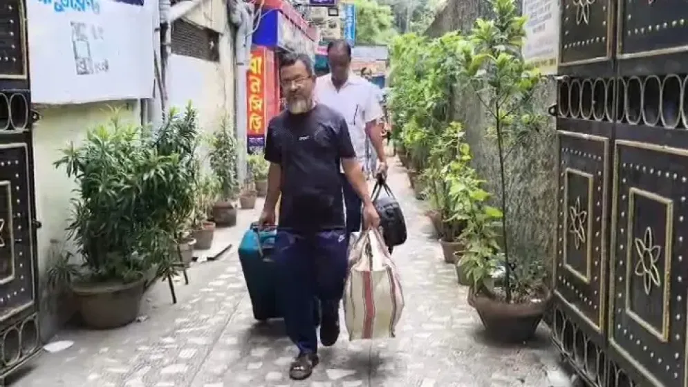কলকাতায় হোটেল ছাড়তে হচ্ছে বাংলাদেশিদের, থাকার খরচ বেড়ে তিনগুণ