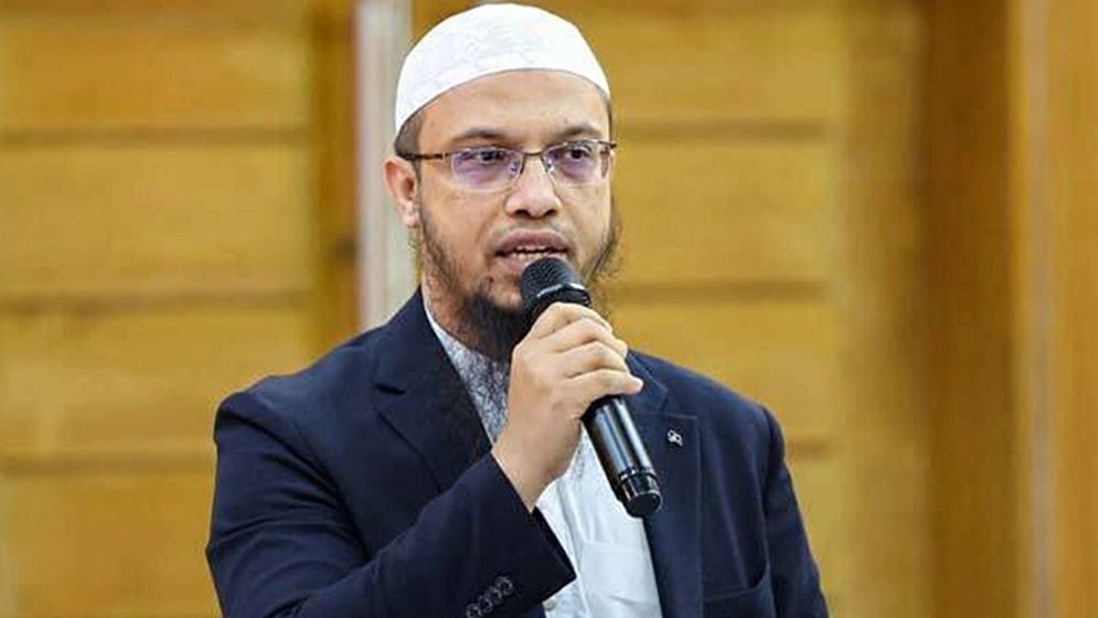 মৃত ব্যক্তির পেনশনের টাকা কে পাবেন? যা বললেন আহমাদুল্লাহ