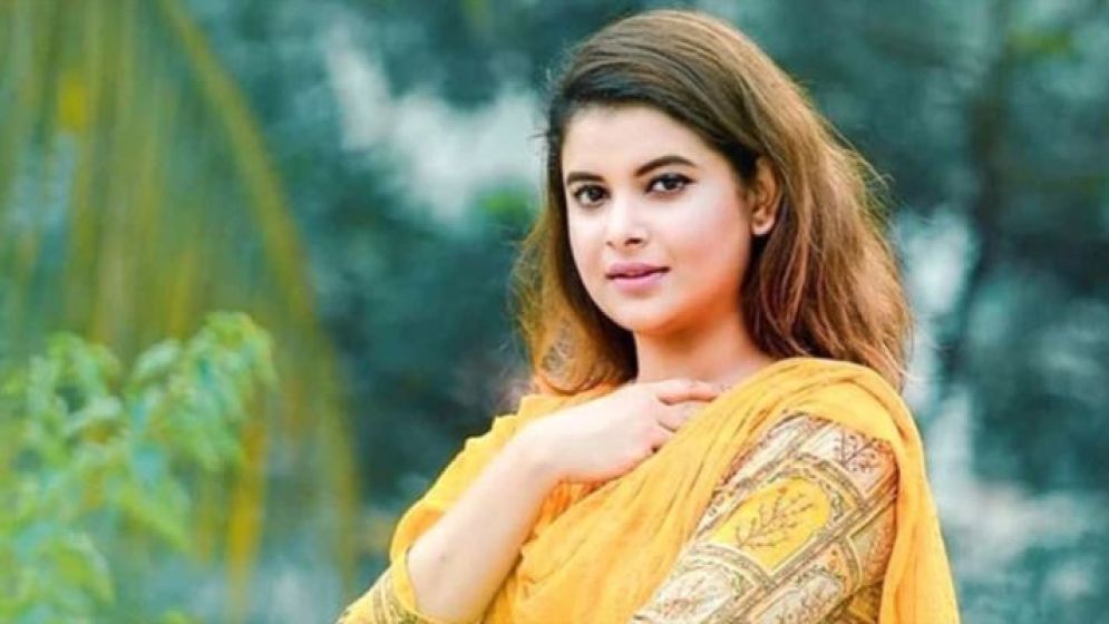 ‘কেমন লাগছে নতুন স্বাধীনতা?’, প্রশ্ন ফারিয়ার