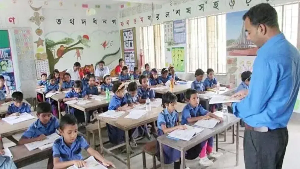 নতুন পে-স্কেলে প্রাথমিক শিক্ষকদের কার কত বেতন বাড়ছে