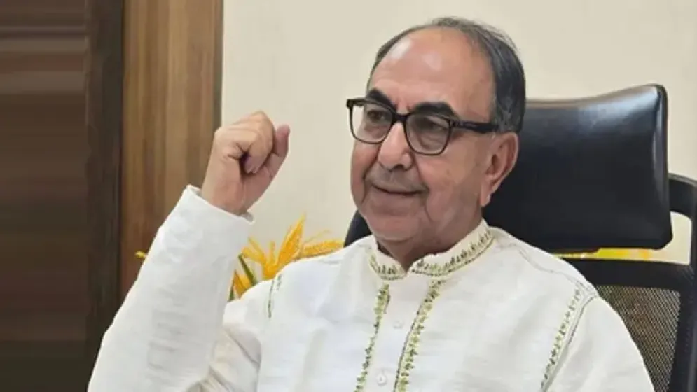 মির্জা আব্বাস রাতে দেশে ফিরছেন