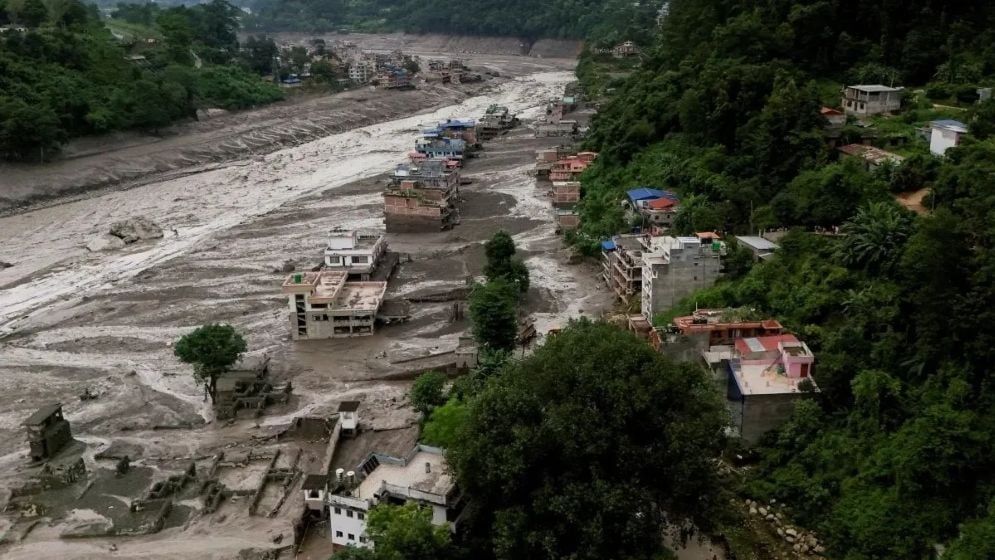 সাহায্য নয়, ক্ষতিপূরণ চায় নেপাল; নজরে ভারতসহ তিন দেশ