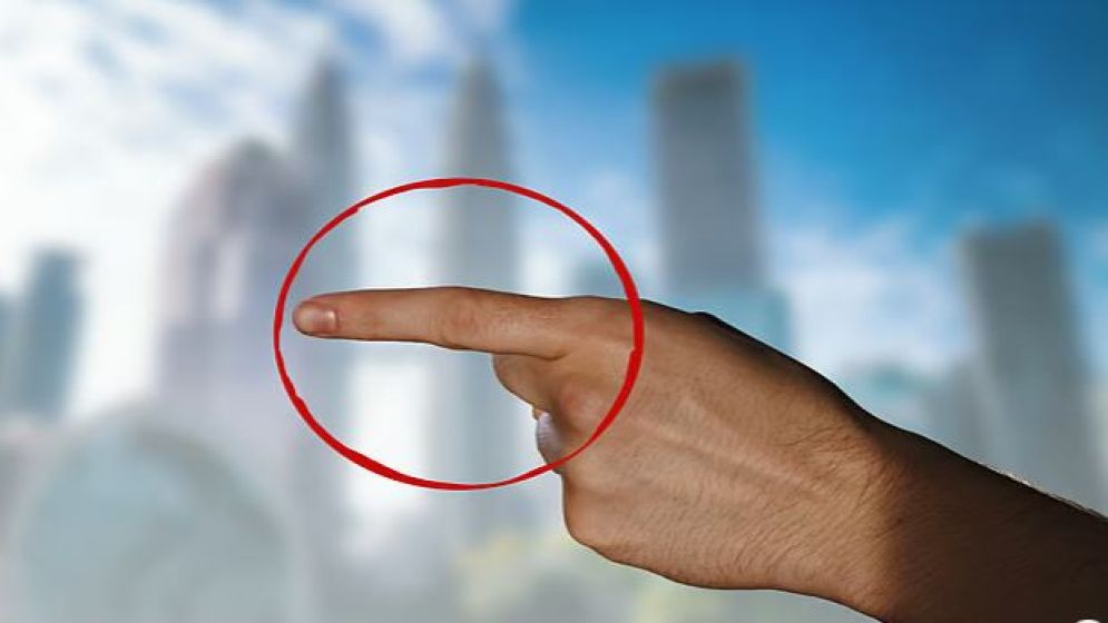 মালয়েশিয়ায় গিয়ে ভুলেও এই কাজ করবেন না