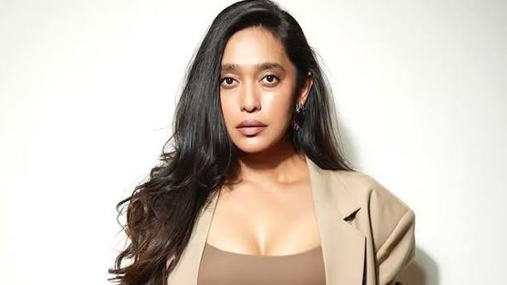 অভিনেত্রী সায়নীর ভিডিও নিয়ে নেটদুনিয়া উত্তাল!