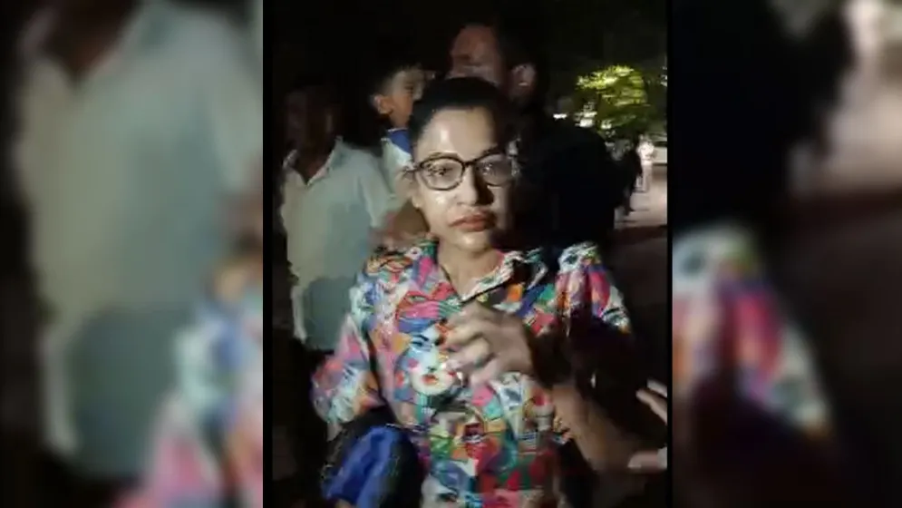 ইতালিতে অভিনেত্রী বাঁধনকে হেনস্থা