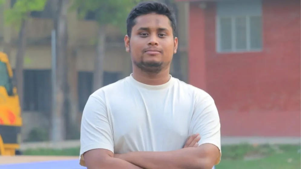 মালদ্বীপে বাংলাদেশি কর্মীদের রেমিট্যান্সে ভোগান্তি, হাসনাতের চার দফা প্রস্তাব