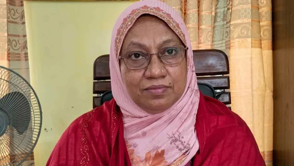 মৃত মায়ের সরকারি পাওনা তুলতে সন্তানের কাছে ঘুষ দাবি, শিক্ষা কর্মকর্তা বদলি