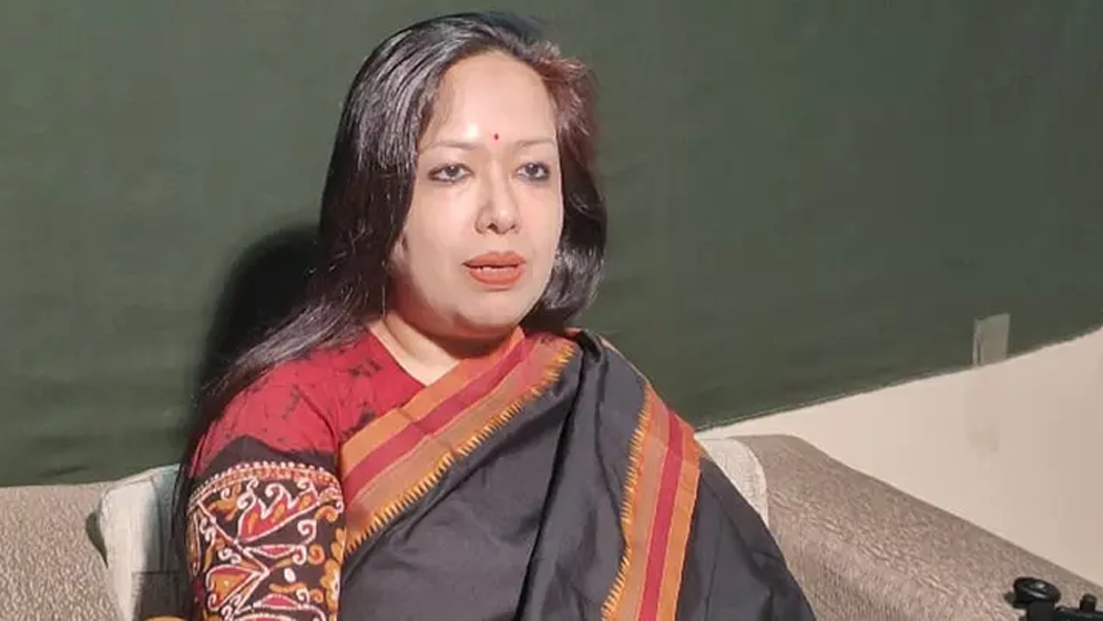 ডিএজির বিরুদ্ধে আইনানুগ ব্যবস্থার আবেদন রুমিন ফারহানার