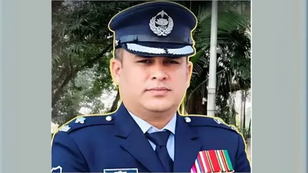 ‘শেখ হাসিনা ডিসেম্বরে দেশে ফিরলে কিছু হবে না’ বলা ওসি প্রত্যাহার