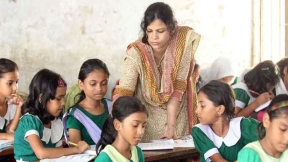 নতুন পে-স্কেলে প্রাথমিকের শিক্ষকদের জন্য দুঃসংবাদ!