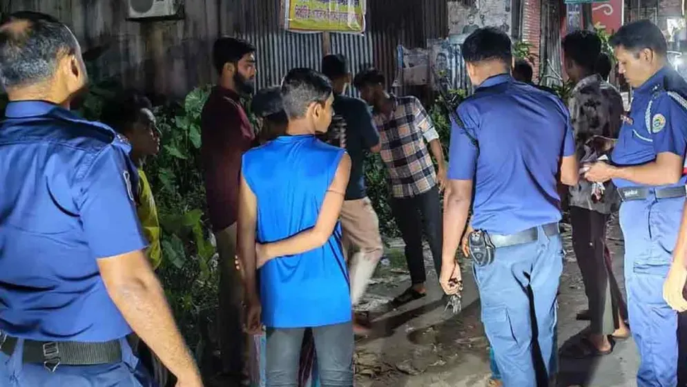 পটুয়াখালীতে পর পর ৪ ককটেল বিস্ফোরণ