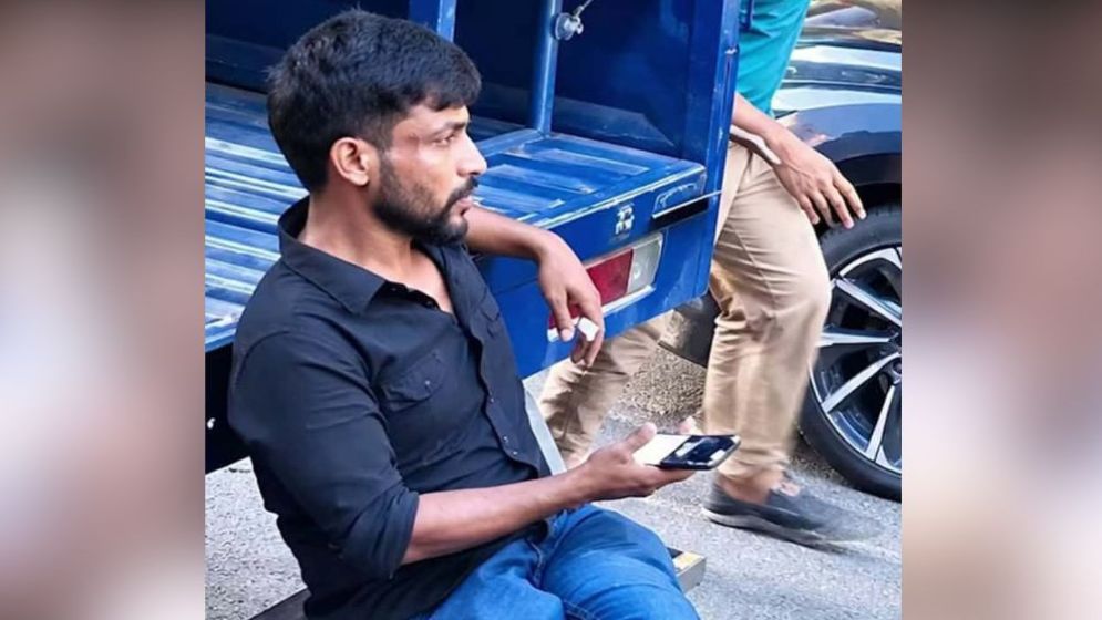 বনানীতে ছিনতাইয়ের সময় গ্রেপ্তার আলীর নিজ এলাকায় ১০০ কাঠা জমি