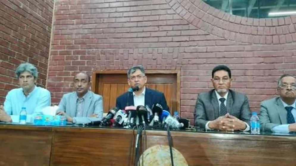সংবিধানে ফিরছে ‘মহান আল্লাহর ওপর পূর্ণ আস্থা ও বিশ্বাস’
