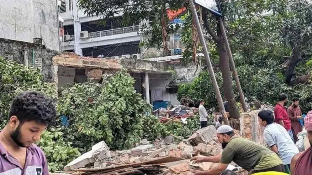 যে কারণে জমির মালিকানা নিয়ে জটিলতা