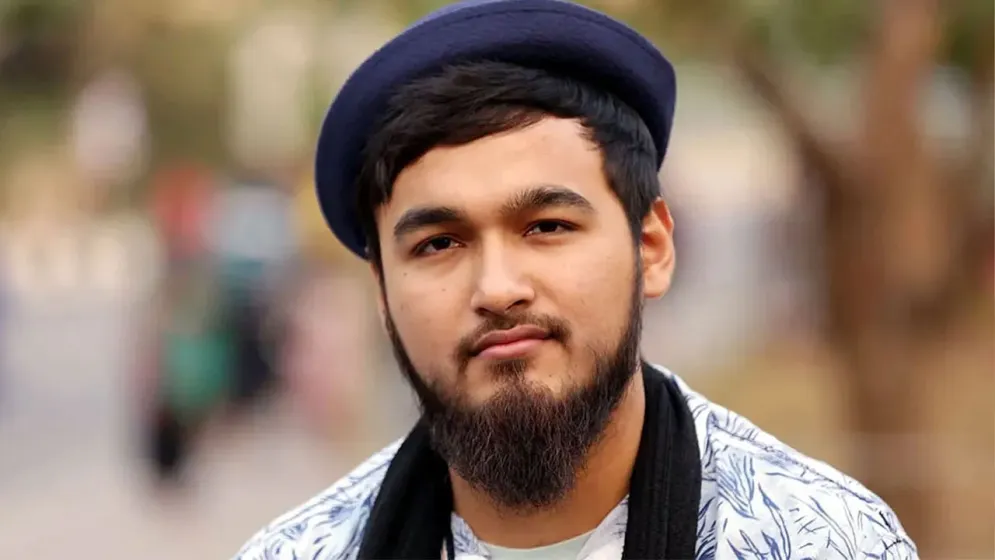 নোবেলের ভিডিও ভাইরাল