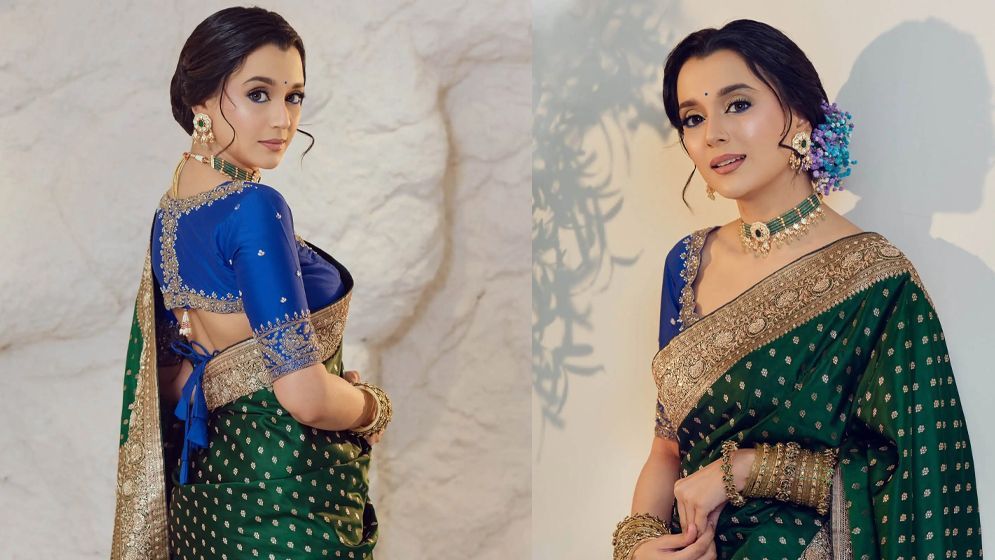 সবুজ-নীল শড়িতে মুগ্ধতা ছড়ালেন সাবিলা