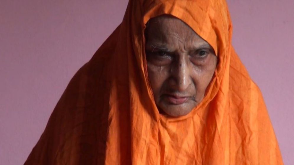 শতবর্ষী মায়ের আশ্রয় নিয়েও টানাটানি, বুয়েট কর্মকর্তার নামে মামলা