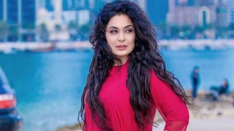 কানাডায় ঢুকতে দেয়া হলো না অভিনেত্রীকে