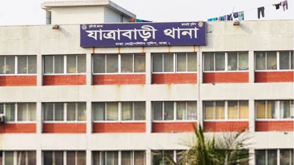 পাশের ফ্ল্যাটে অদ্ভুত শব্দ, দরজা খুলতেই হতভম্ব বাড়ির মালিক