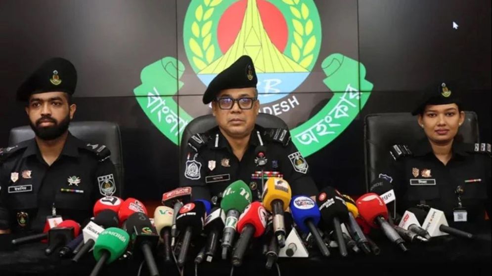 প্রতিপক্ষের অবস্থান শনাক্তে ‘শিকার’ হিসেবে বাংলাদেশিদের ব্যবহার