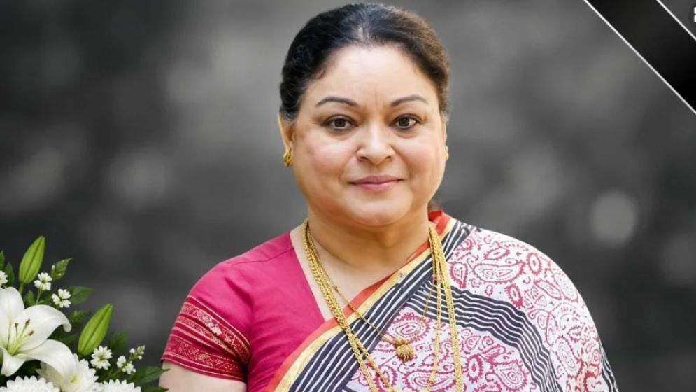 মৃত্যুর ৪ দিন পর দাফন, নাসিমা খানের জানাজায় ছিলেননা বড় কোনও তারকা