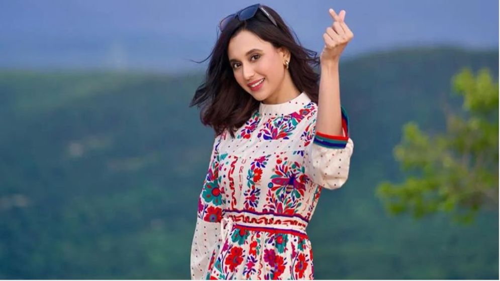 সাবিলার সঙ্গে প্রেমের গুঞ্জন, বিয়ে ভাঙল সেই ডিওপির!