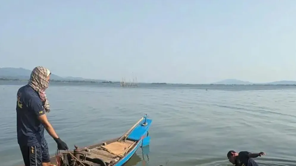 কাপ্তাই হ্রদে পেটে পাথর বাঁধা অবস্থায় যুবকের মরদেহ উদ্ধার