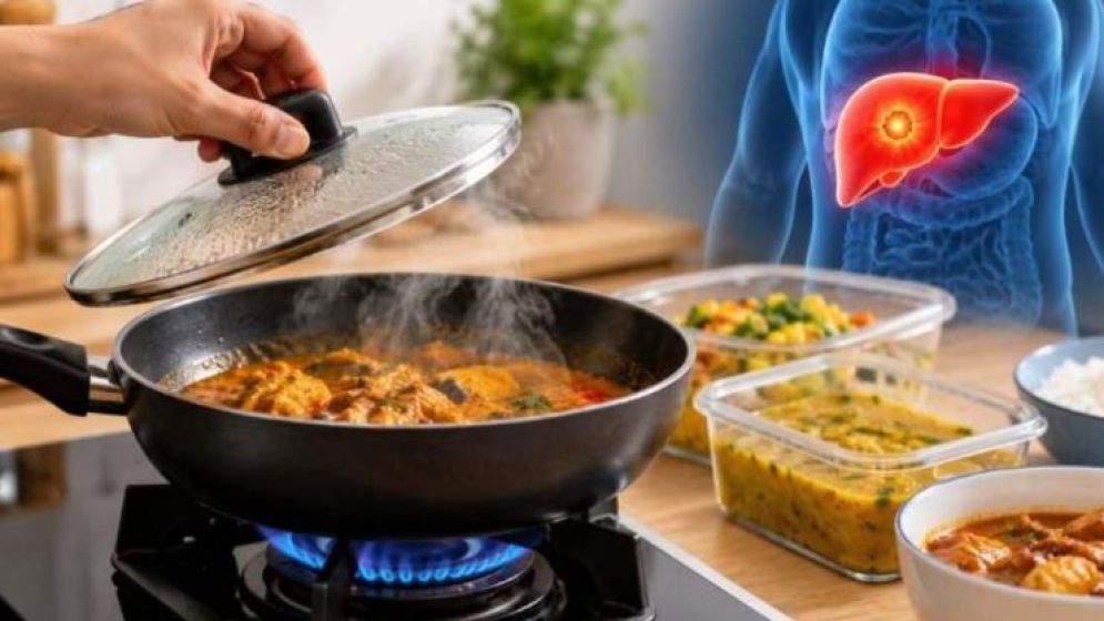 লিভার ক্যান্সারের ঝুঁকি বাড়াতে পারে গরম করা ৫ খাবার
