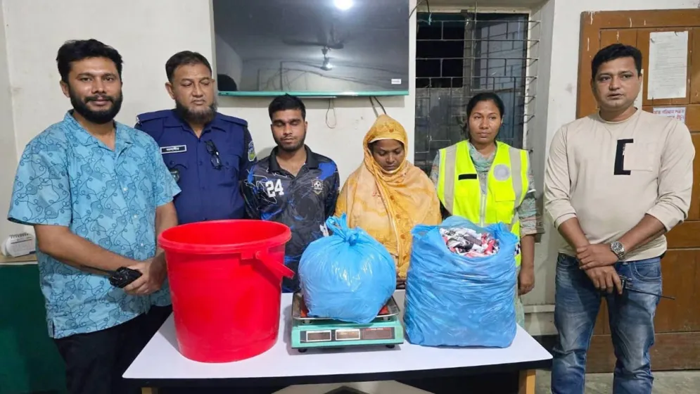 ‘মাল নাকি নারী লাগবে’, এ প্রশ্নে পুলিশের উত্তরের পর যা ঘটল